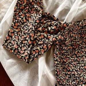 Forever 21 Floral Crop